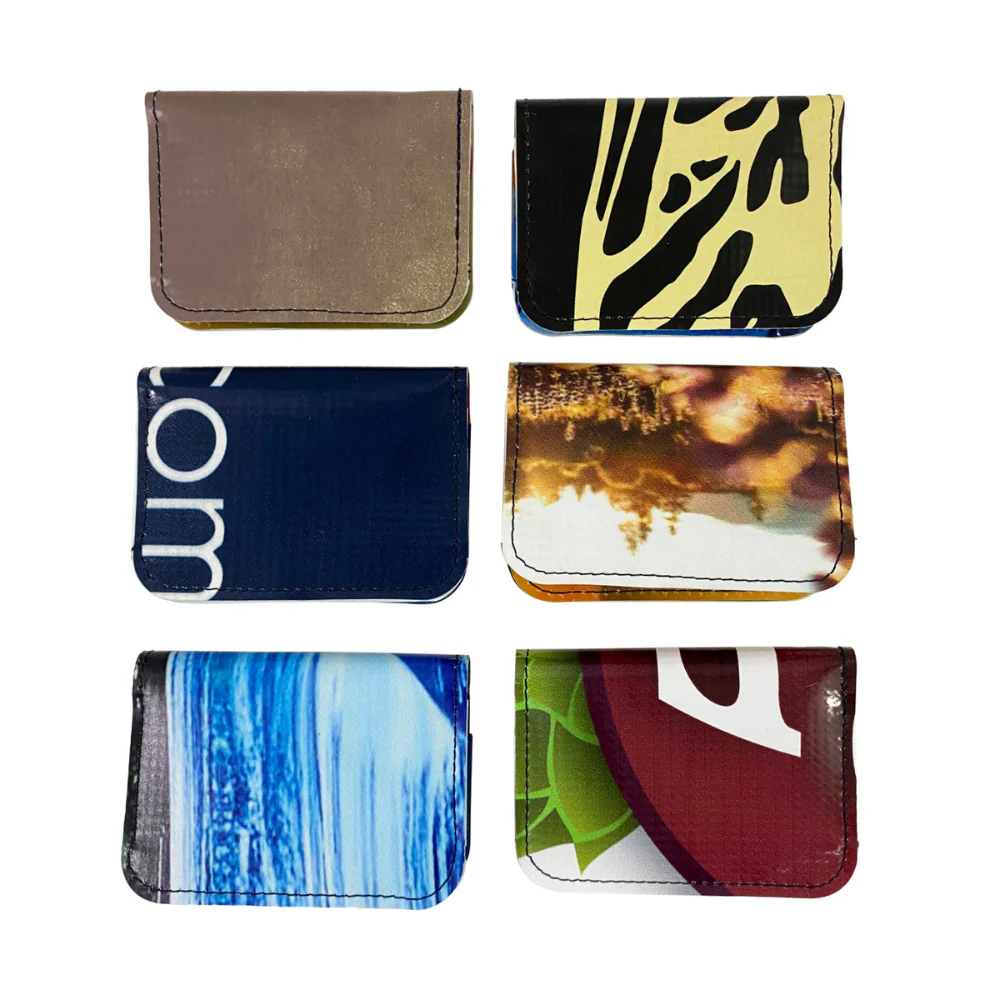 Alchemy Goods- Bailey- Sleek Bi-fold Wallet - Image 4