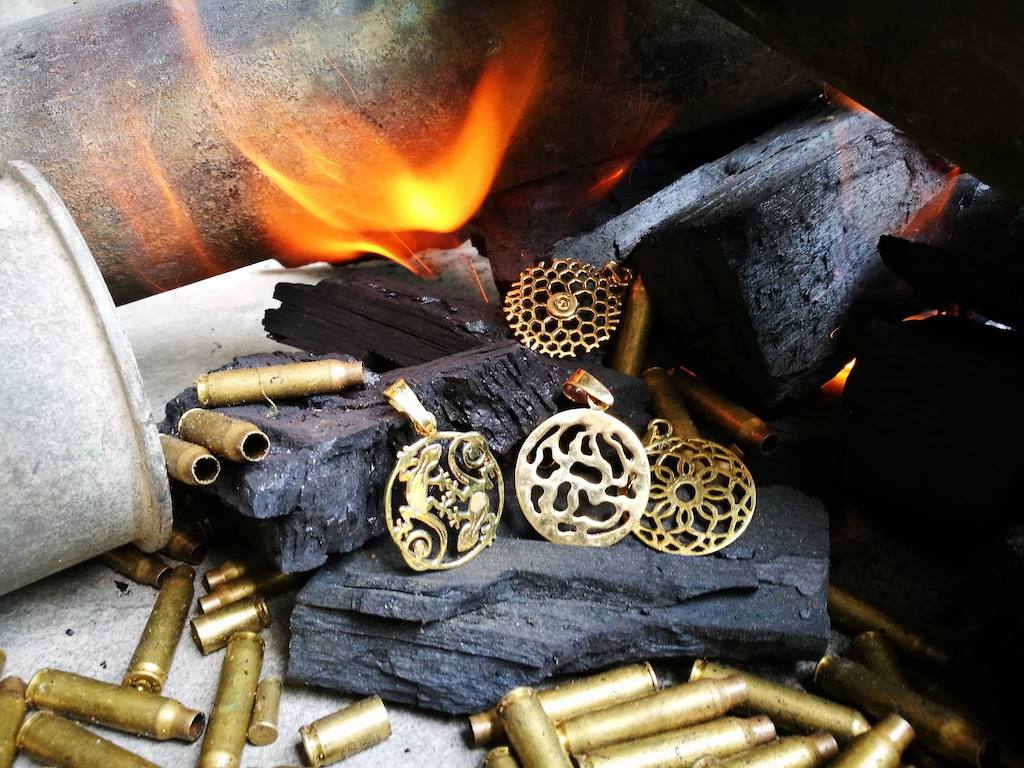 Bombshell Peace Earrings - Image 4