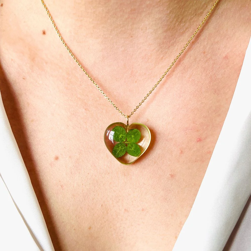 Four Leaf Clover Heart Pendant Necklace - Image 2