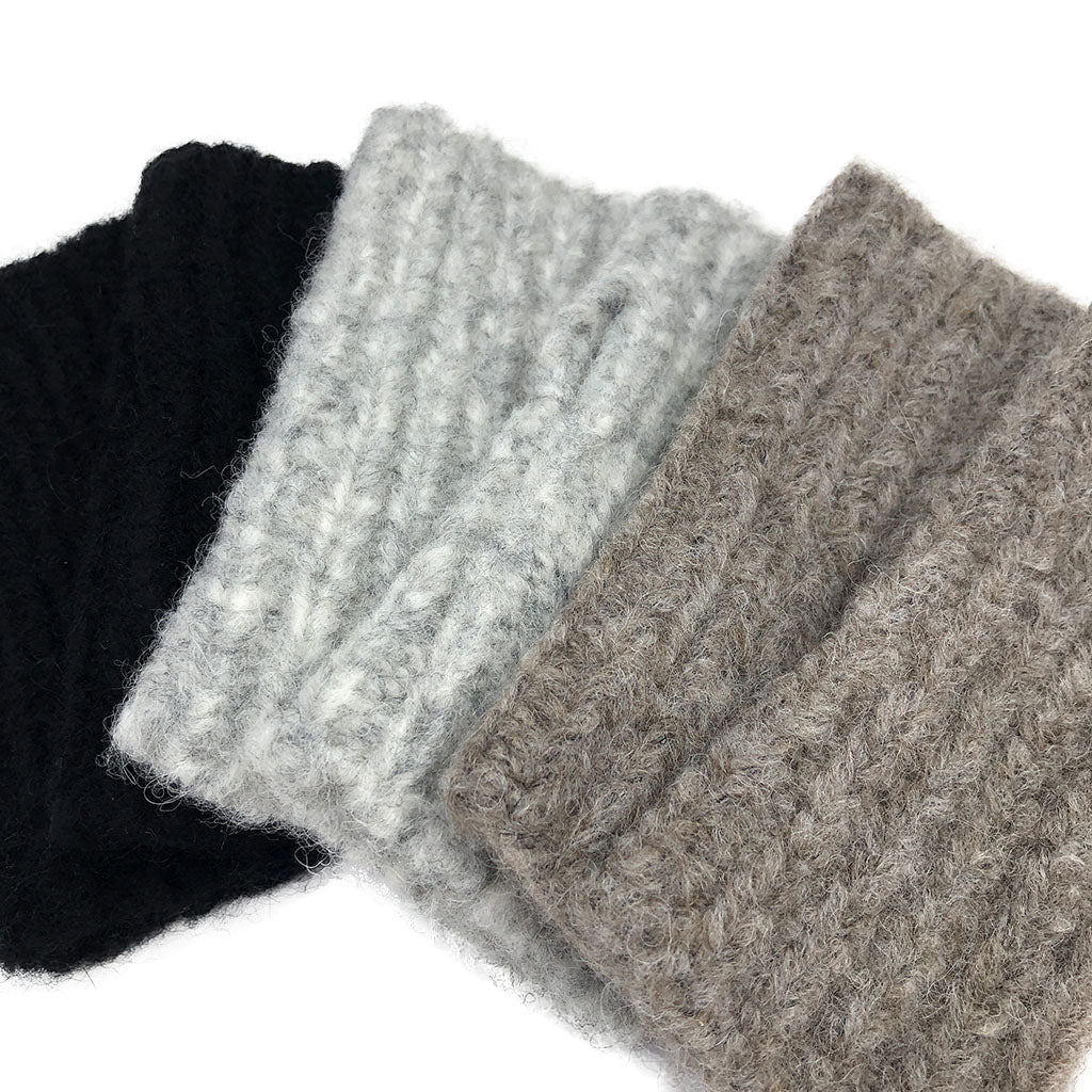 Gray Ribbed Alpaca Gloves - Image 2