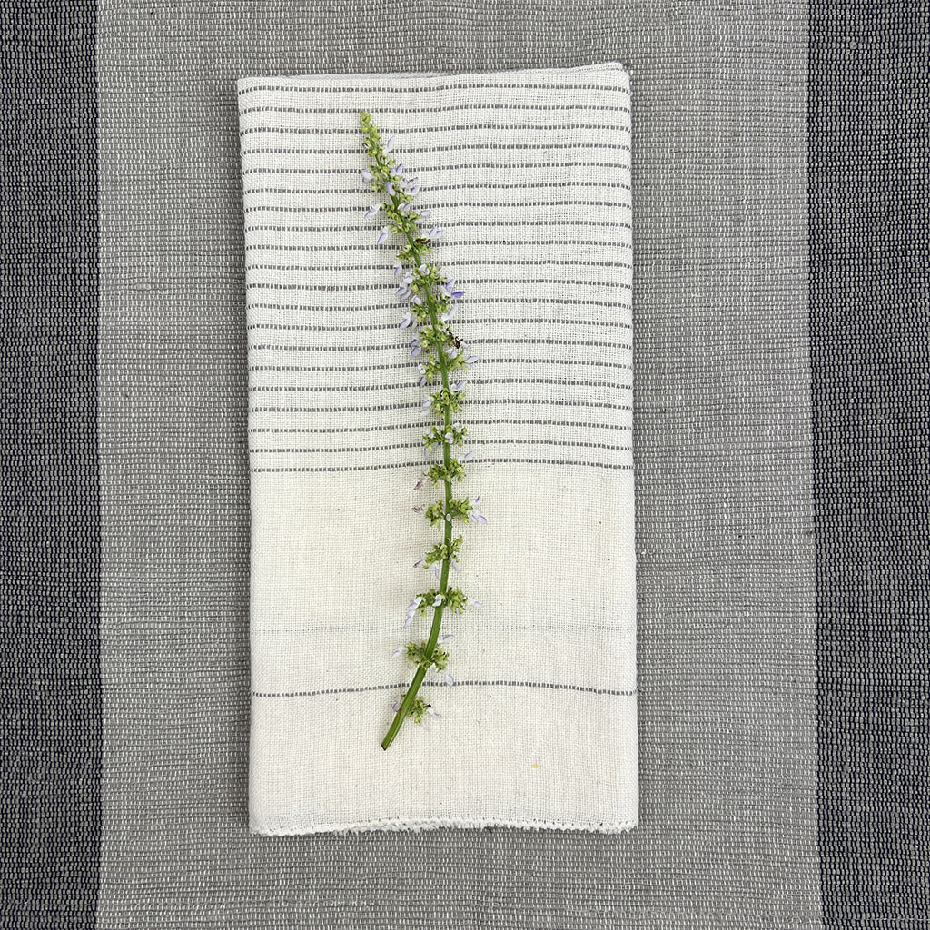Hamptons Handloom Dinner Napkins - Image 5