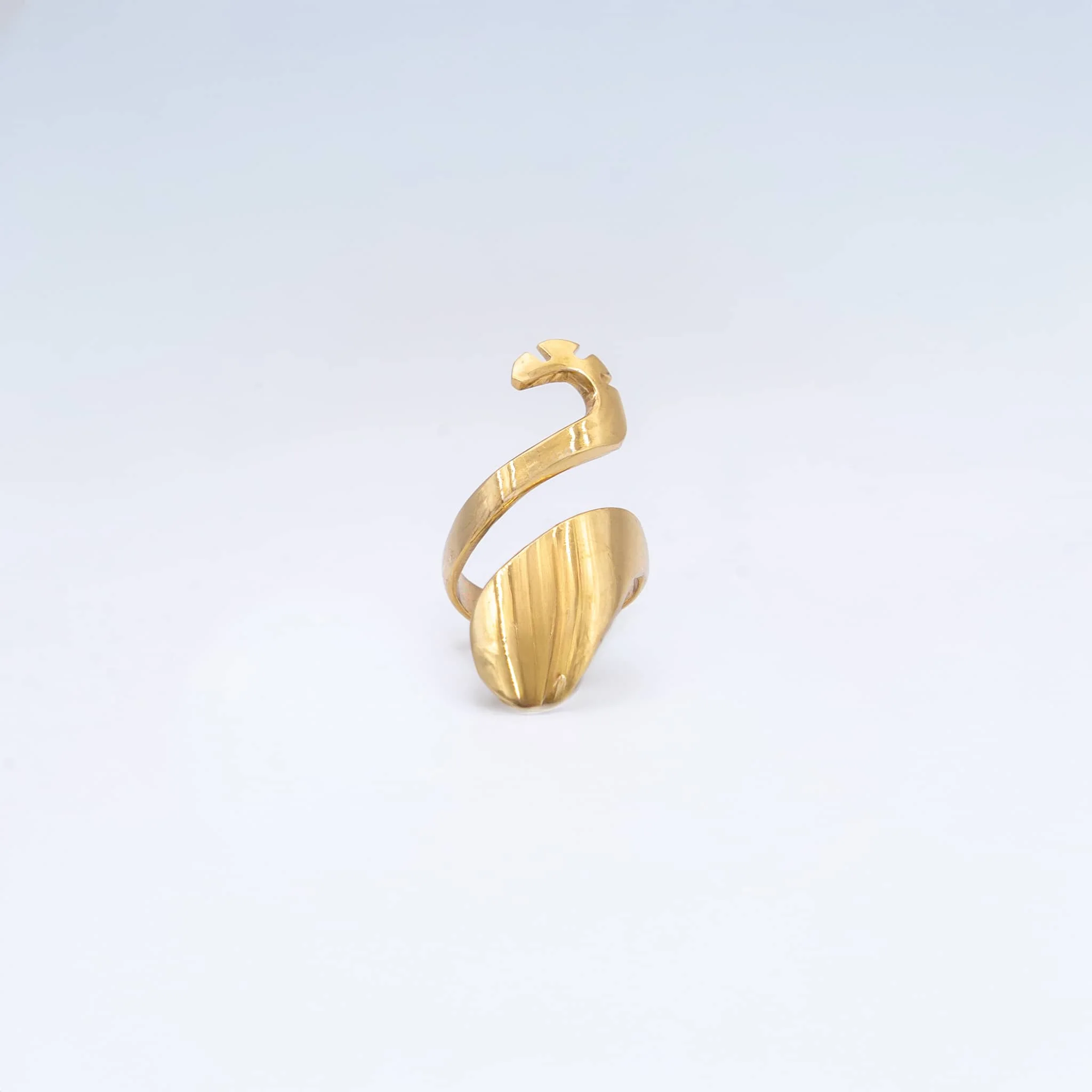 Open Wrap Crossover Ring | Mau