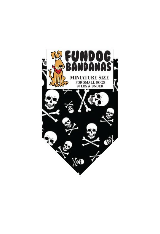 Skull and Crossbones Bandana - Image 2